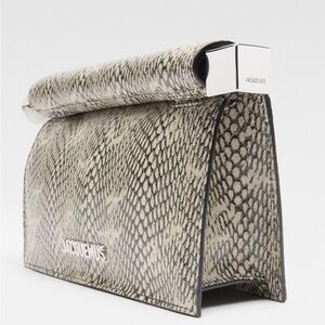 Jacquemus Beige The small Rond Carré clutch